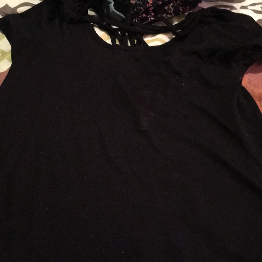 Black shirt
